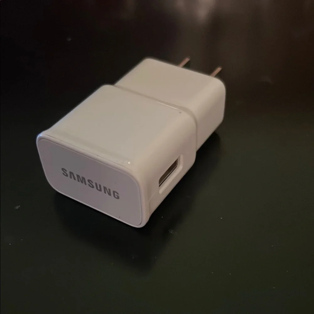 Samsung White USB Wall Charger